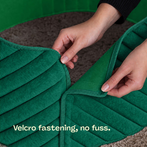 Christmas Village Round Vertical Striped Faux Fur Christmas Tree Skirt 56cm Green