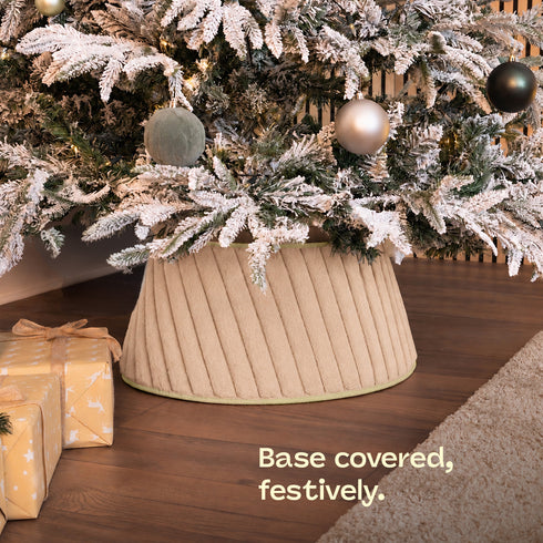 Christmas Village Round Vertical Striped Faux Fur Christmas Tree Skirt 56cm Beige