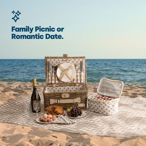 Lomond 4-Person Wicker Picnic Basket